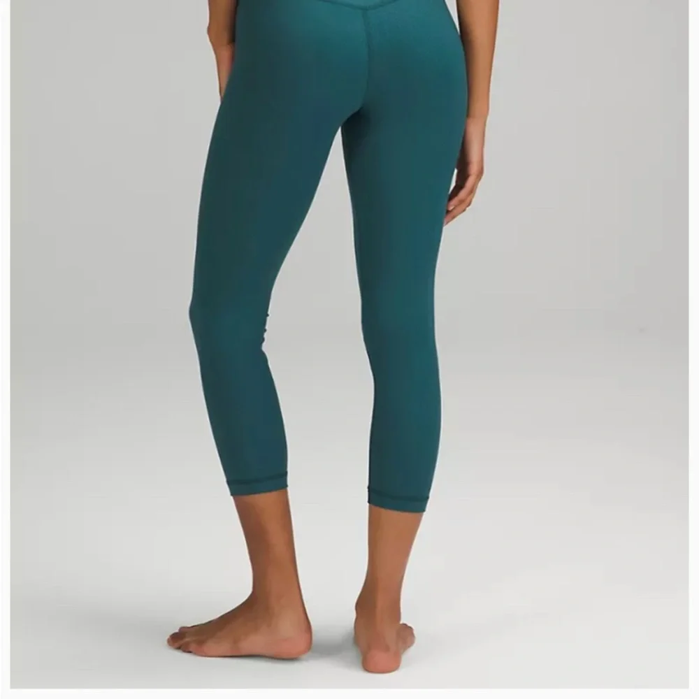 Lululemon aligns - Picture 3 of 6